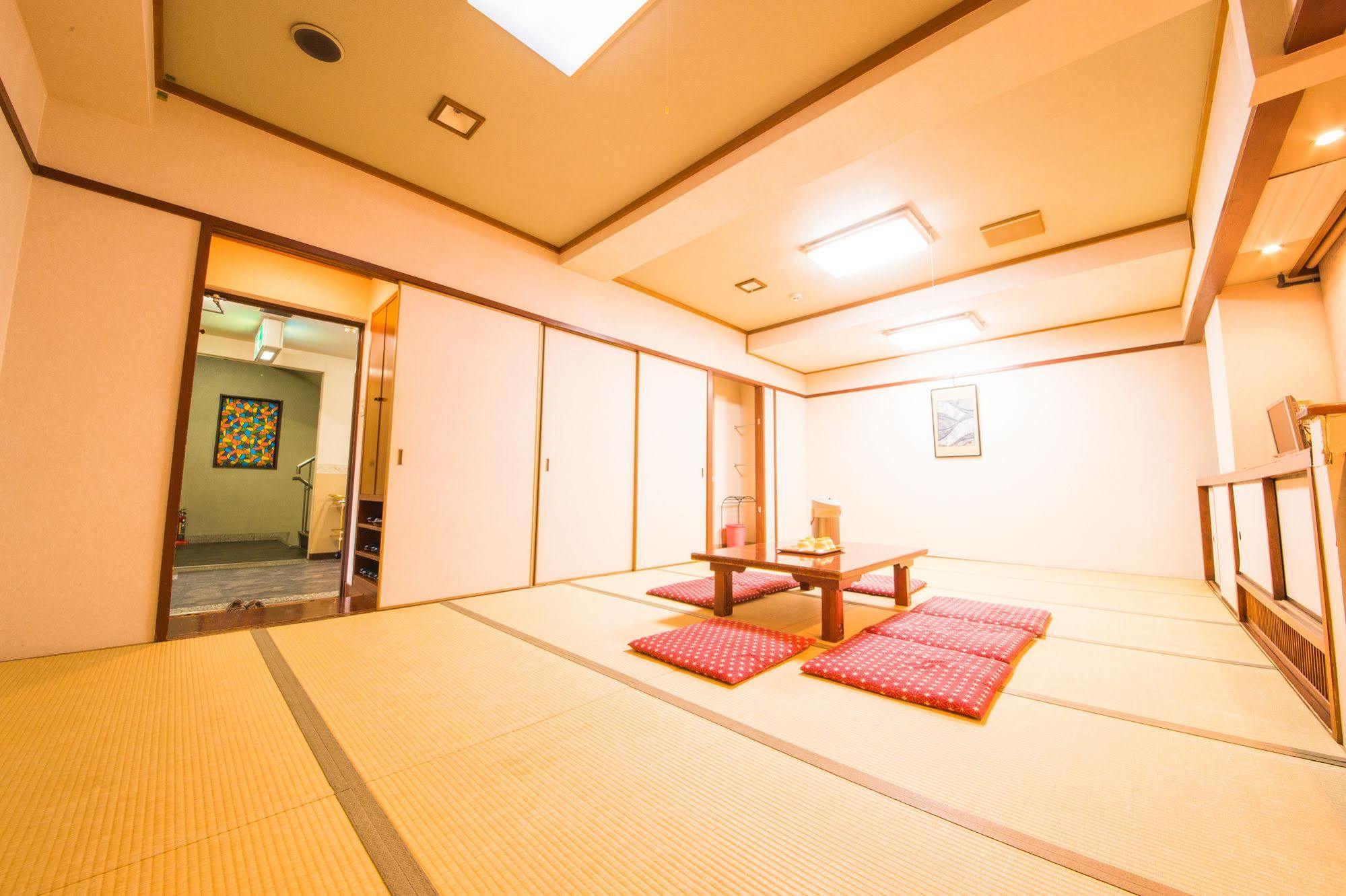 Azumaya Ryokan Kyoto Exterior photo