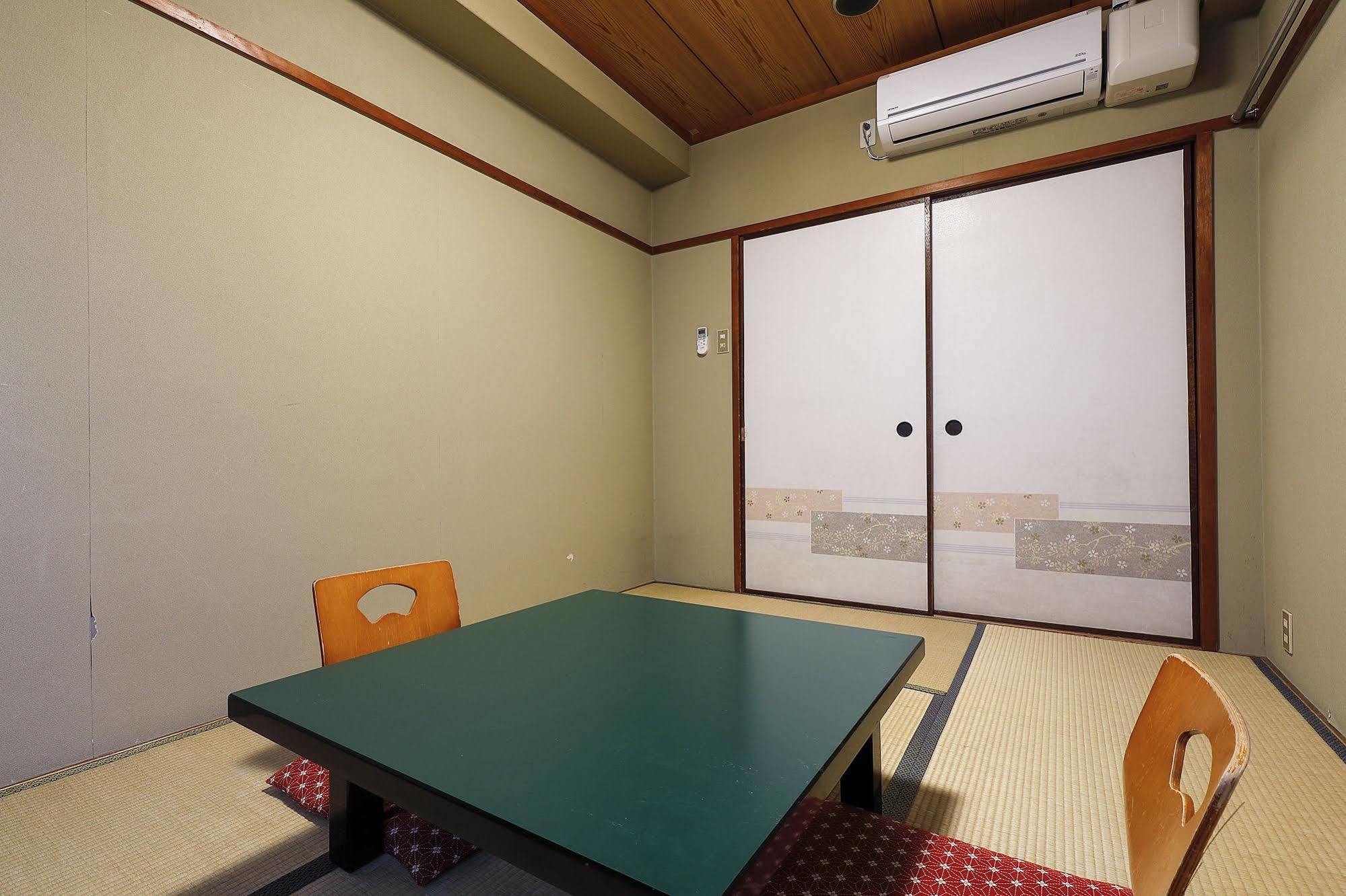 Azumaya Ryokan Kyoto Exterior photo